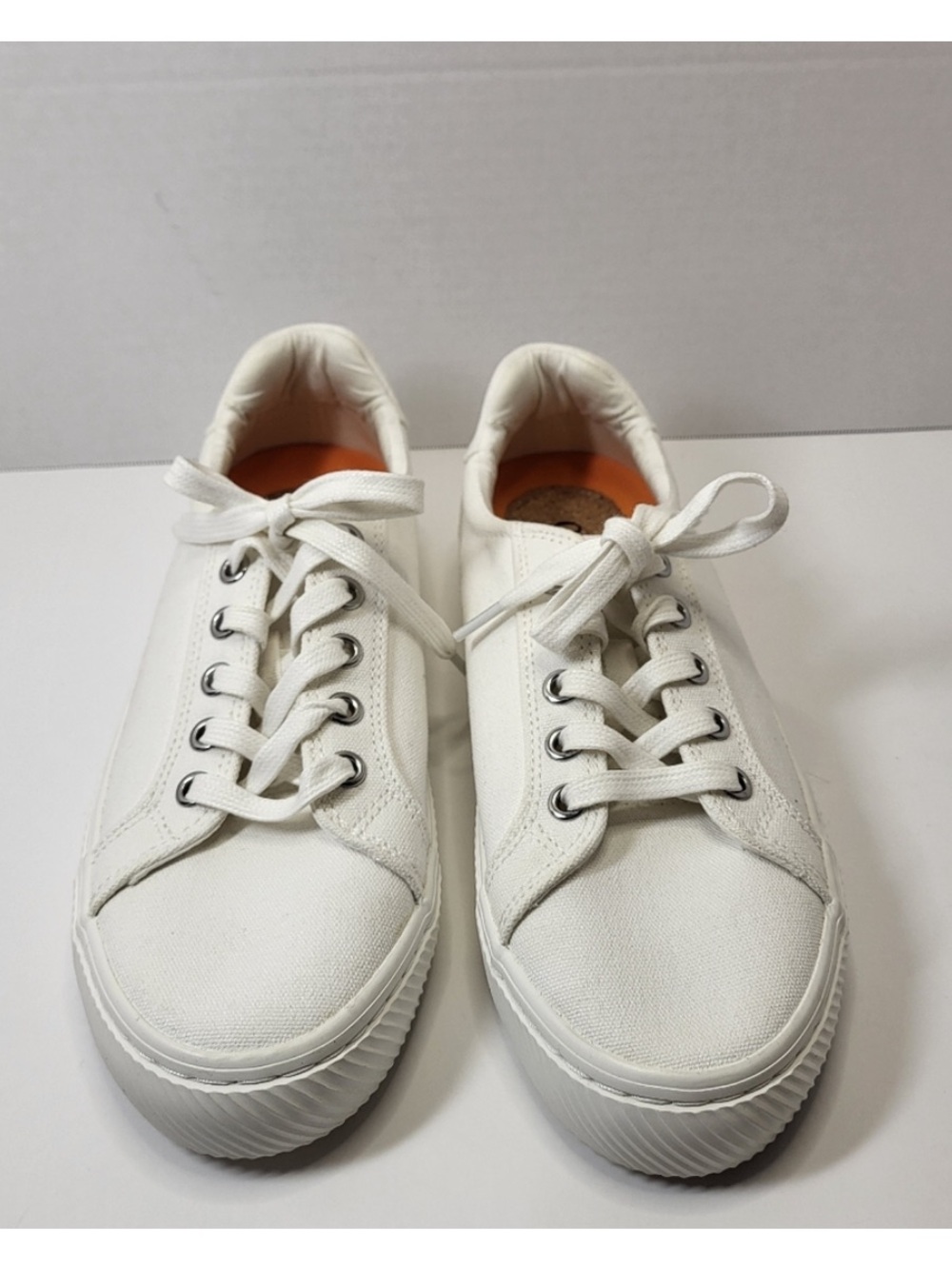 Quince Organic Cotton Canvas Sneakers Size 7.5